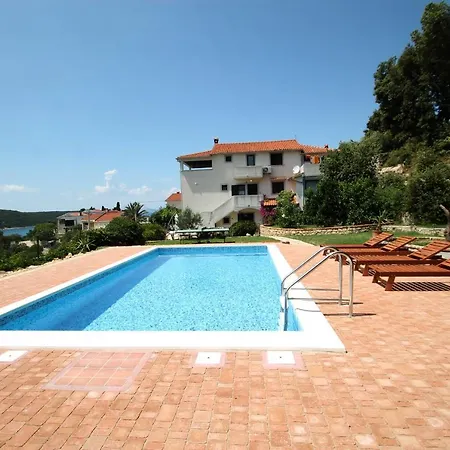Family Friendly With A Swimming Pool Kampor, Rab - 15518 * Kampor