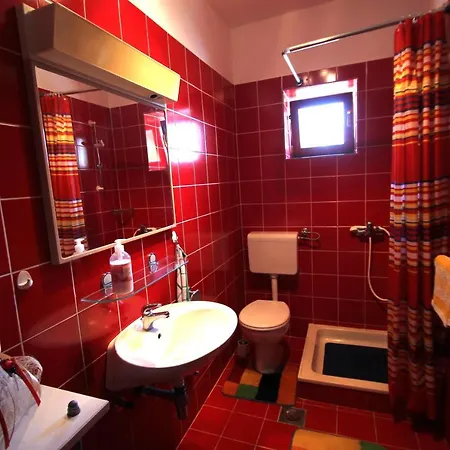 Family-friendly With Swimming Pool - Rab - 15518 Apartment Kampor