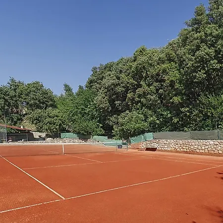 Family-friendly With Swimming Pool - Rab - 15518 Kampor