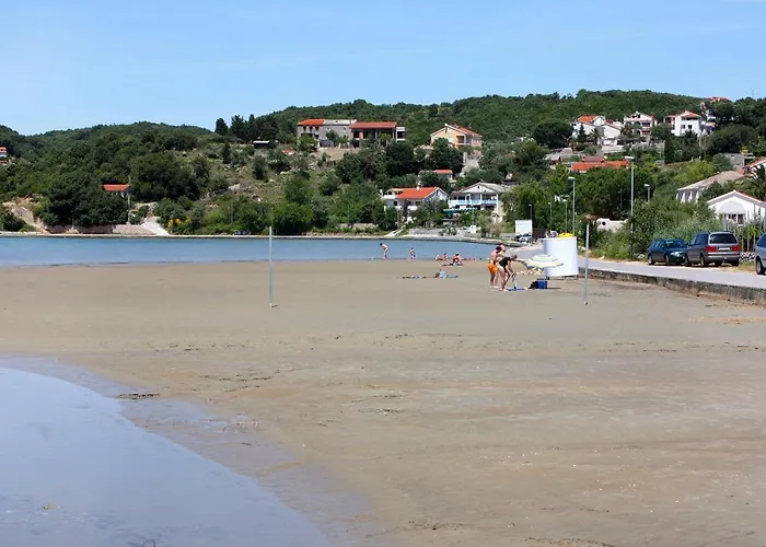 Appartement Family-friendly With Swimming Pool - Rab - 15518 Kampor