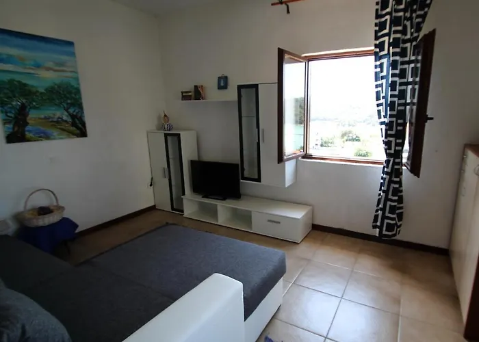 Appartement Family-friendly With Swimming Pool - Rab - 15518 *